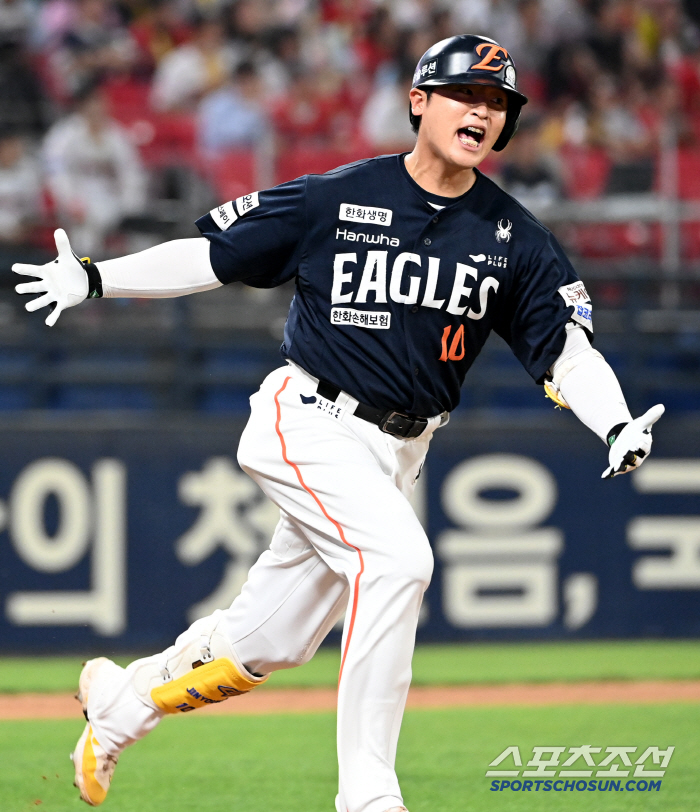 '누가 트레이드 손해래?' 친정 울린 5할 타자의 포효…