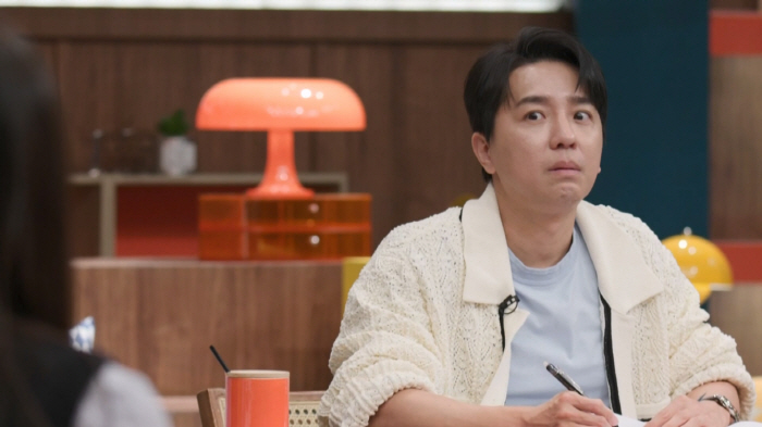 '연세대 출신' 전현무, "아파도 책상에 앉아야 해" 집념 중1에 경악 …