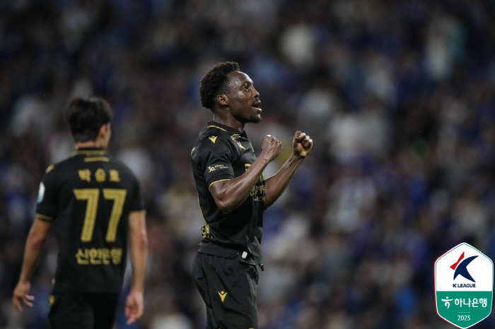 [현장리뷰]'무고사 극적 복귀→없어도 잘한다!' '제르소 결승골' 인천, 부천전 1-0 승리...12경기 무패 행진 질주