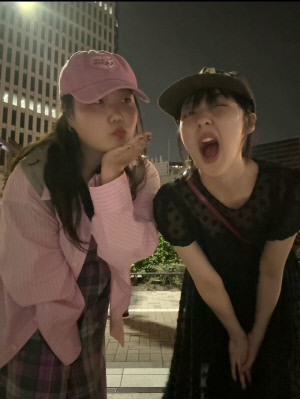 김보라, 이혼 후 달라진 얼굴…일본서 과감한 보정[SCin스타]
