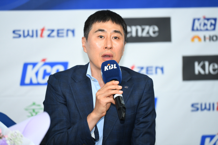 '빅 5' 부산 KCC '슈퍼팀' 유지할까…kt, 허훈 보상으로 현금 1…