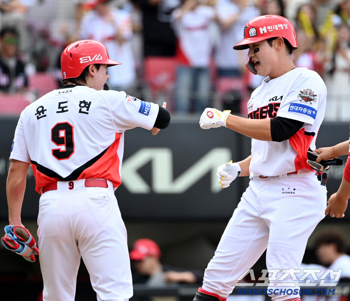 '176.13㎞' 오타니급 타구에 소름…150억 공백, 최저연봉 선수가 …