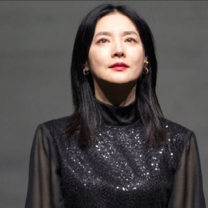 [SCin스타] “헤다는 이제 자유로워졌을까요” 이영애, 연극 ‘헤다 가블러’ 마무리 소감
