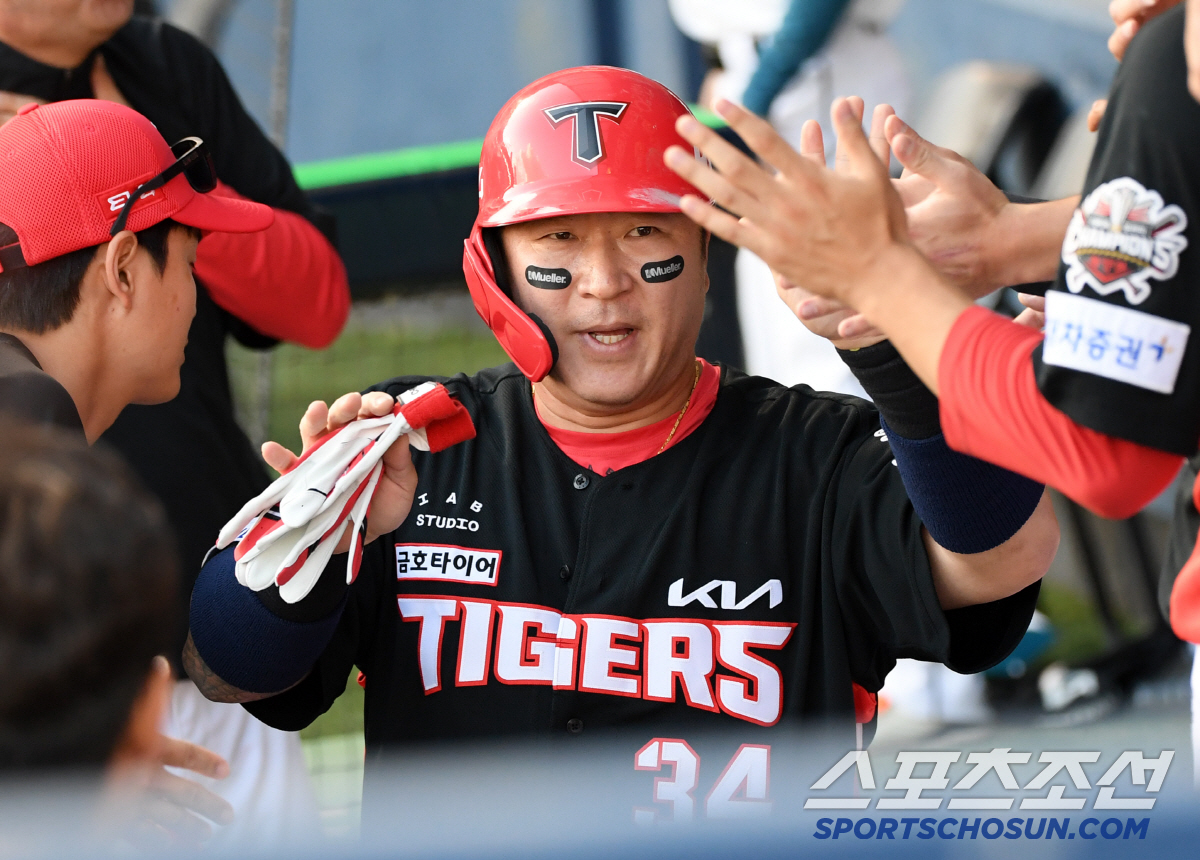 '이럴수가' 4할 MVP 올스타 밀린다고?…KIA·한화 팬 투표 대결 치…