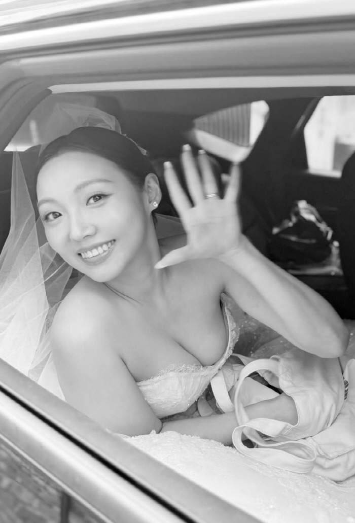 미쓰에이 민, 남자 없이 잘산다더니..유쾌한 결혼 소감 "I NEED A…