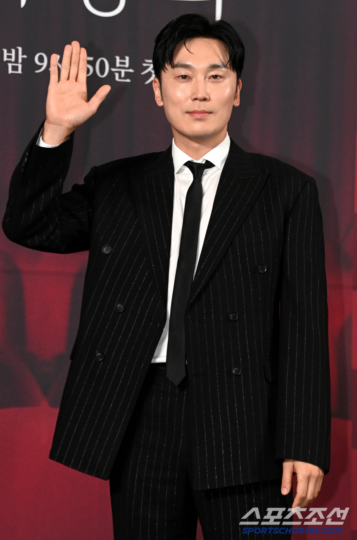 [포토] 서현우, 손인사도 멋짐