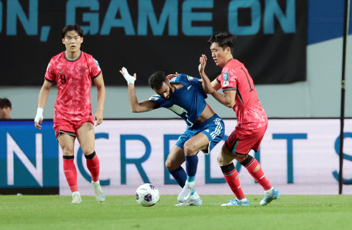 '전개도, 수비도 만점' 원두재, 홍명보호의 중원 고민 날렸다[쿠웨이트전…