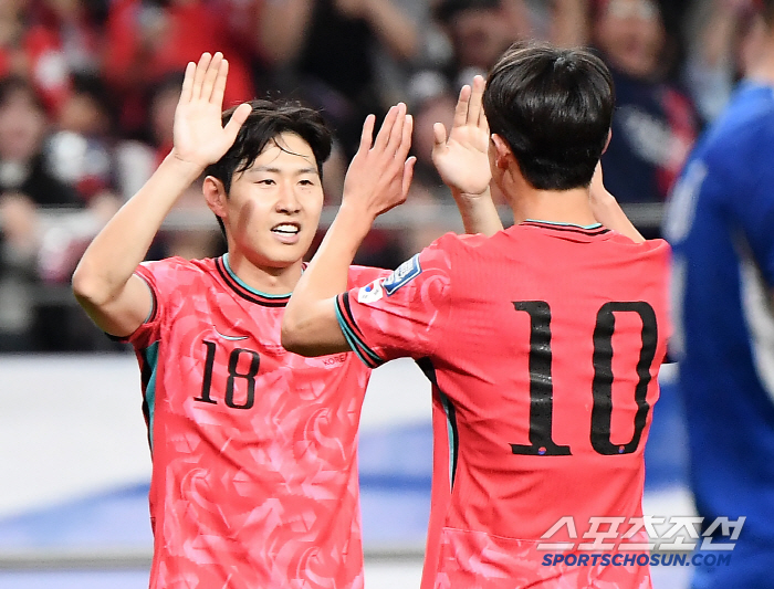 [공식발표]'황금재능' 이강인 POTM 선정 