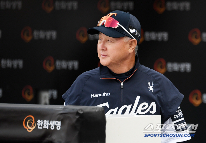 "잠이 안 오죠?" 이제 6경기. 감독 신생아 → '통산 1930전' 대…