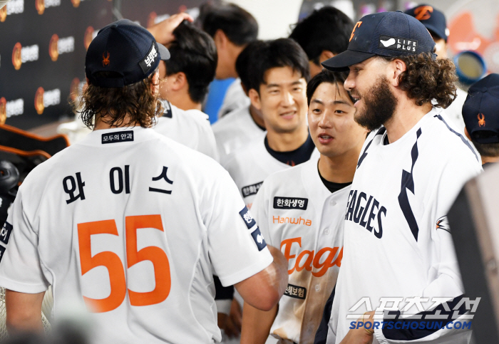 '동료 실수까지 품은 대전 예수' 진정한 에이스 와이스가 보여준 품격, …