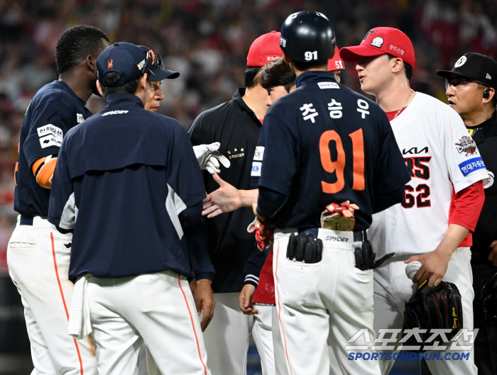 '폰세 덕분에 웃는다' 리드오프 부상에 근심 많던 김경문 감독 급습한 폰…