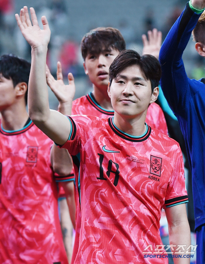 "홍명보 감독님은 우리의 보스,우린 대한민국 위해 뛴다" 大강인의 '행복…