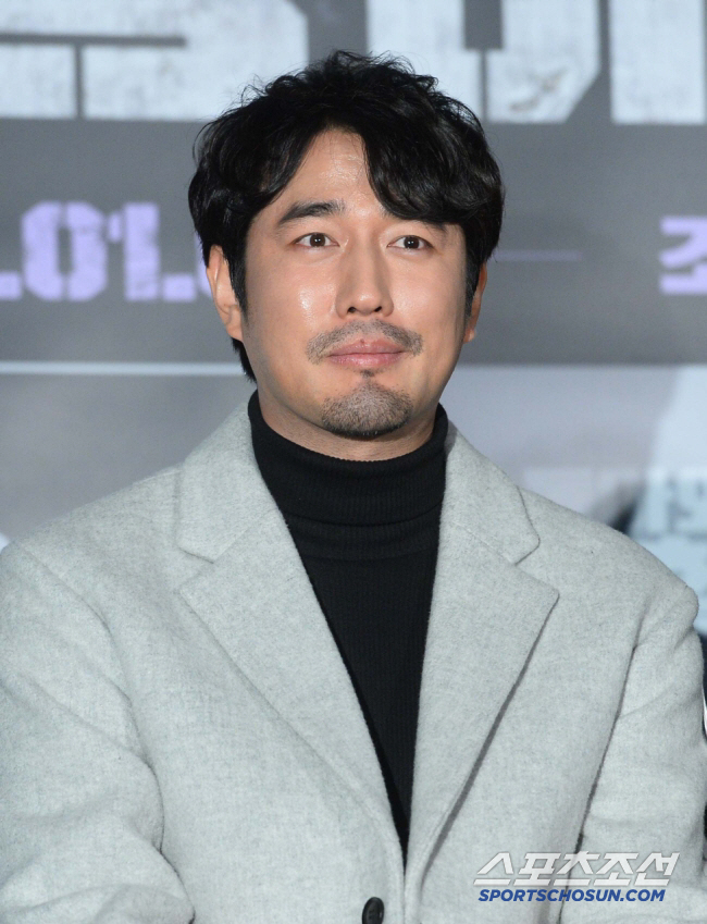 조한선, 배우 활동 중단하더니 반려동물 회사 차렸다 "반려견 관련 자격증…