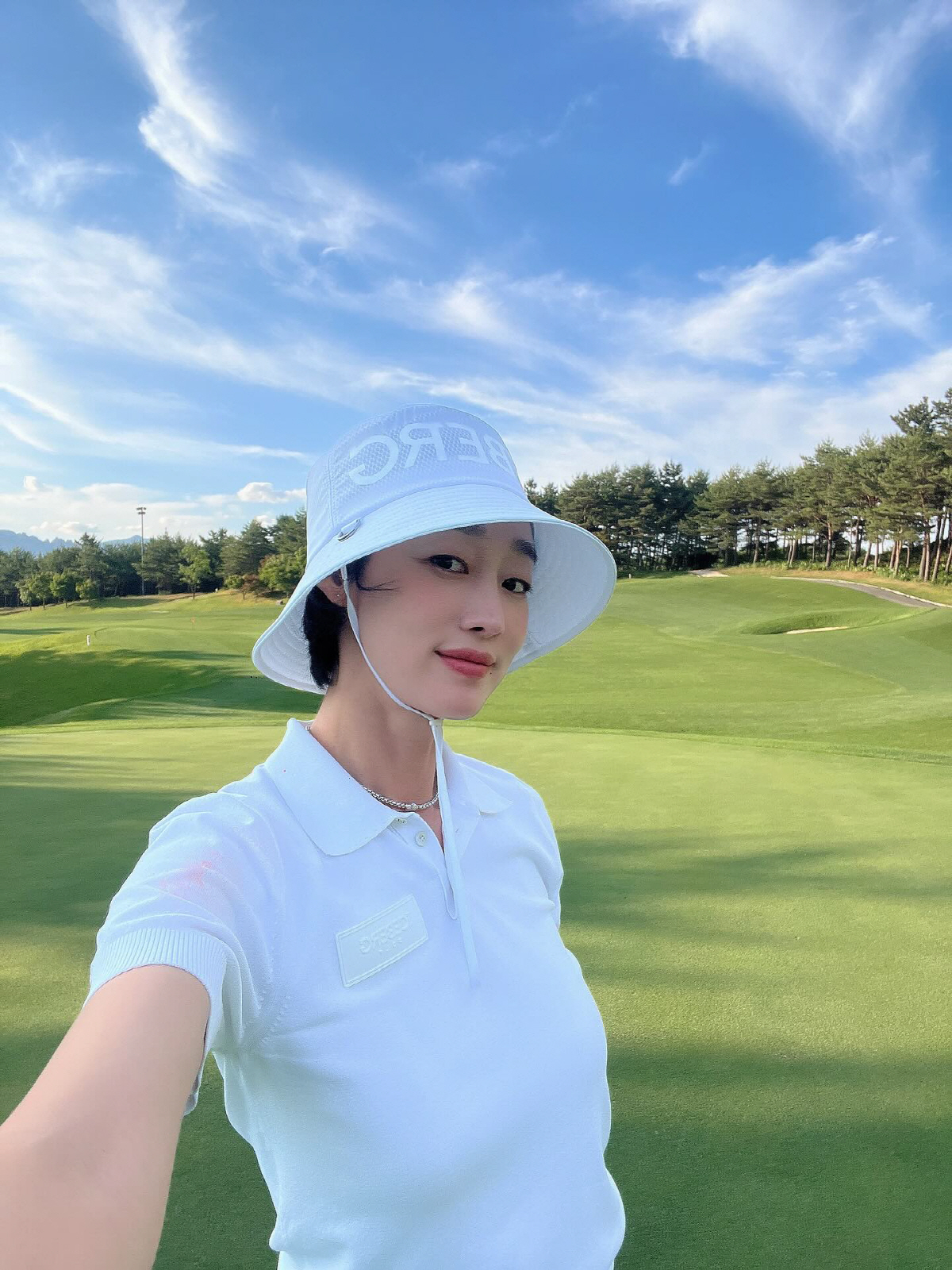 불륜설은 가라…최여진, ♥김재욱과 골프장 스킨십[SCin스타]
