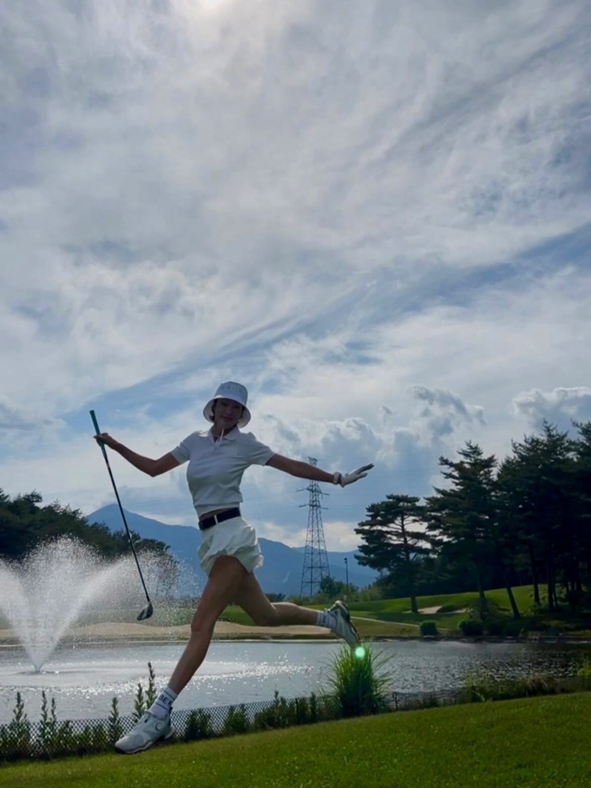불륜설은 가라…최여진, ♥김재욱과 골프장 스킨십[SCin스타]