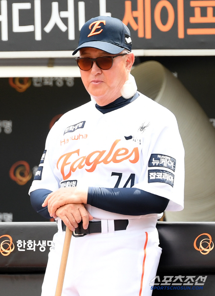 한화 고동진 코치 1군 콜업 → 김경문 감독이 밝힌 배경은