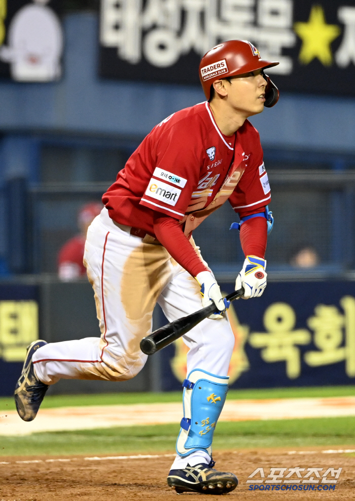 어제 3안타 친 SSG 타자들, 11일 LG전 나란히 선발 제외, 왜?