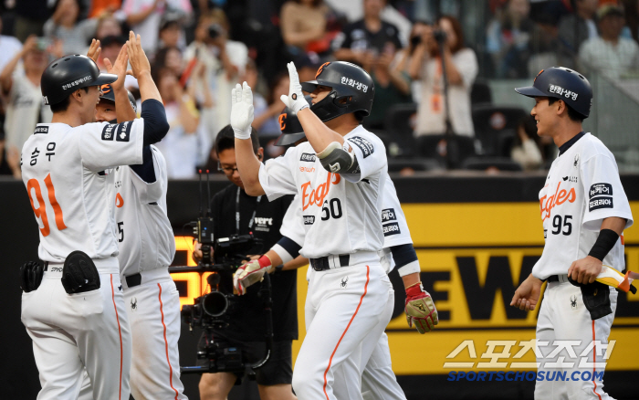 이원석이 만루홈런 쾅! 한화 불꽃 15안타! 두산 9-1 초토화. 40승…