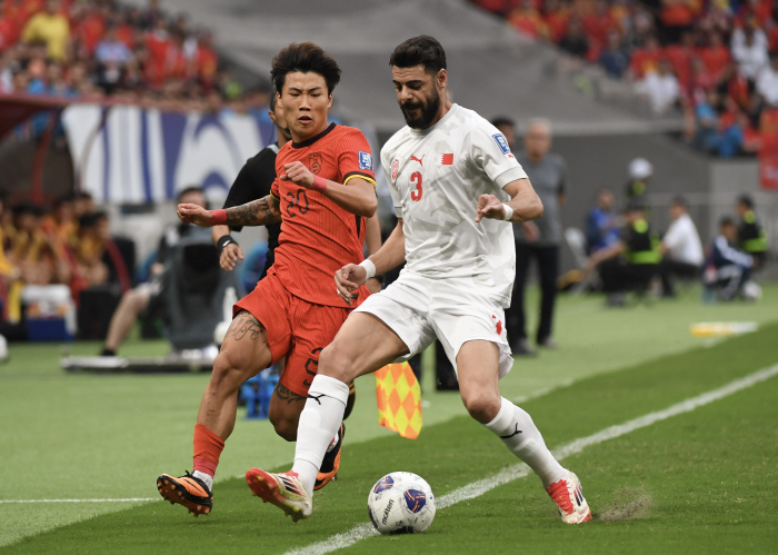 "막내가 상징적 '10번' 달고 결승골…中 희망은 있다" 중국 축구, 6…