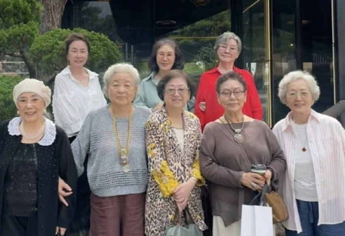 [SCin스타] 다 합치면 600살? 김영옥부터 강부자·반효정·김미숙까지…