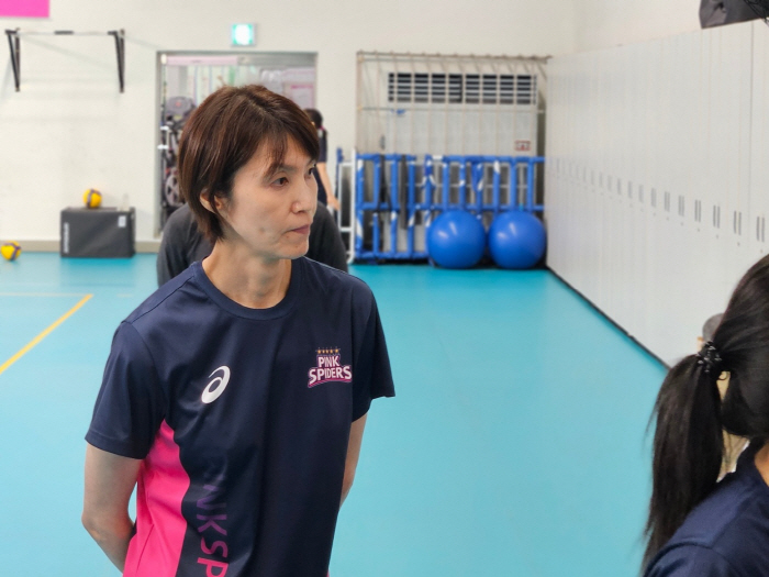 김연경 떠난 흥국생명 어떻게 바뀌나…日 명장의 단언, "포기 않으면 성장…