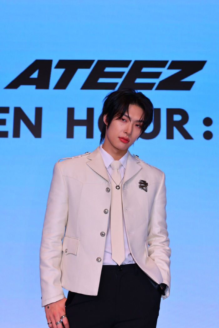 [SC현장] 에이티즈, 7주년 재계약 앞두고 확 달라졌다…'청량 섹시' …