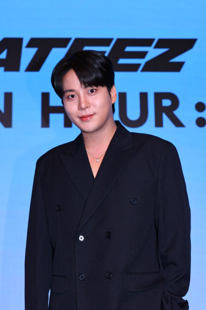 [SC현장] 에이티즈, 7주년 재계약 앞두고 확 달라졌다…'청량 섹시' …