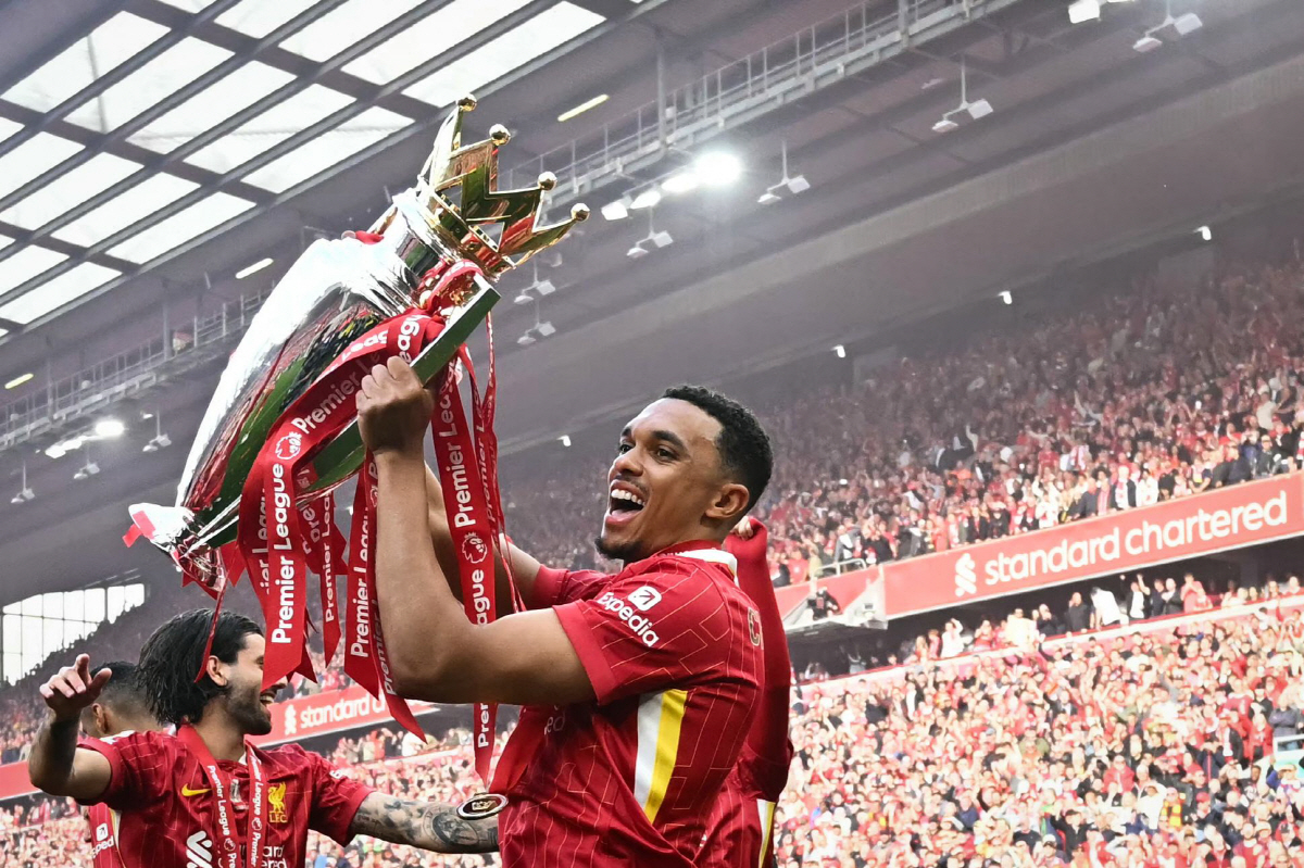 'EPL 역대 최악의 배신자' 리버풀 복장 터트린다...이적 후 연설에서…