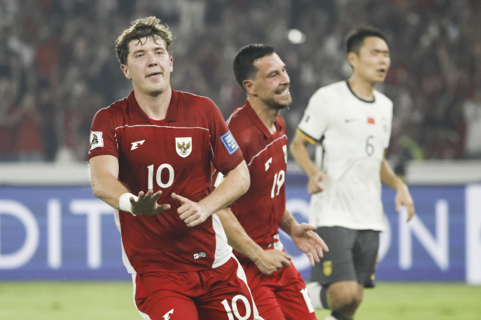"유럽 왜 가나요?" 중국 축구 월드컵 광탈 이유 밝혀졌다, "1년에 7…