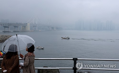부산·울산·경남 오전까지 비…낮 최고 24∼26도