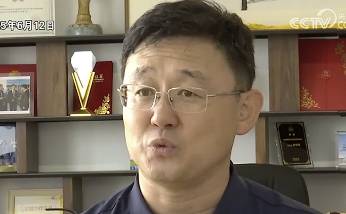 '맨시티 레전드' 왕년의 中 축구 스타, 결국 못 참고 터졌다!→대표팀에 분노 폭발 
