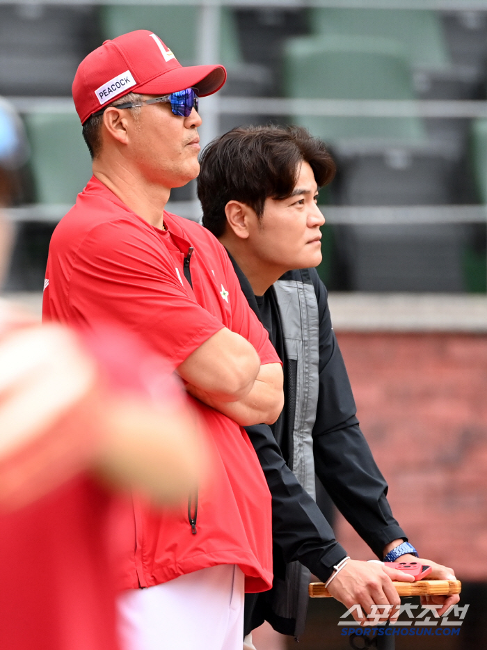 부담 갖고 던져라! 이숭용 특명, 김광현 어깨 무겁다 → SSG, '추신수 은퇴식' 승리의 축제 기원