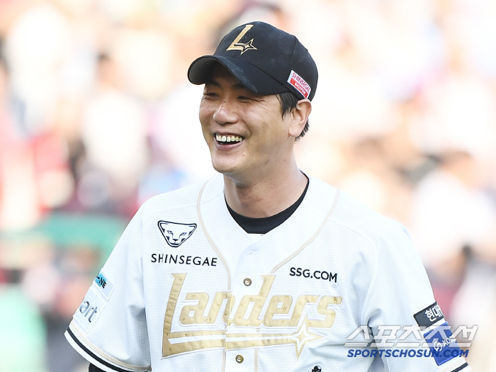 [포토] 김광현, 병살타 유도 후 함박웃음