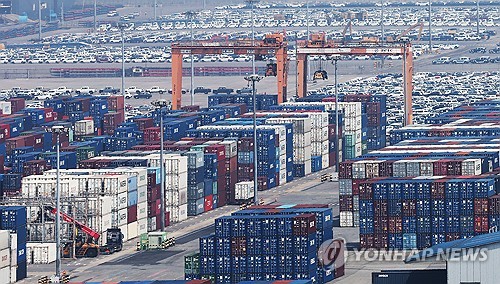미중 바짝 추격한 대아세안 수출…관세전쟁 속 '韓 수출 버팀목'