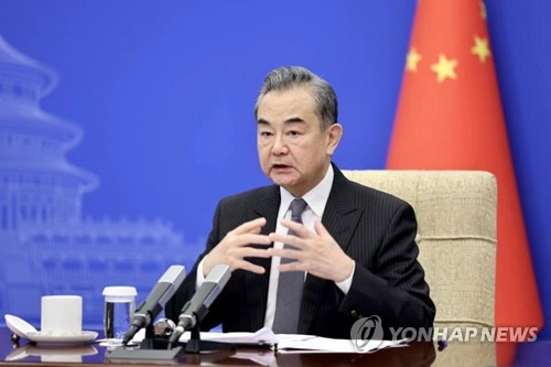 中왕이 "이스라엘의 이란 핵시설 공격, 재난적 결과 낳을수도"