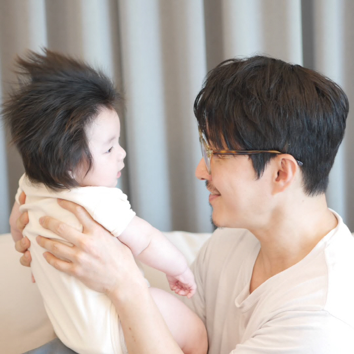 '사야♥' 심형탁, 노안 온 47세 늦깎이 아빠 "子 잘 보려고 안경 맞…