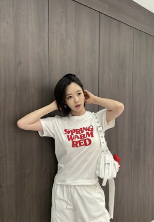 함은정, 티아라 시절 미모로 돌아왔네…고준희도 반한 '단발여신' [SCin스타]