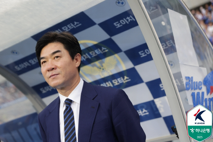 [현장인터뷰]'수원전 승리→승점 10점차'에도 만족 모르는 윤정환, 