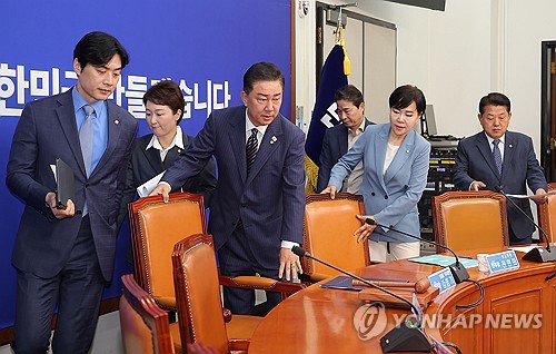 與 "김민석에 묻지마 정치공세"…국힘 '후보사퇴' 압박에 방어막