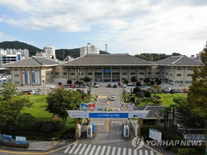 여수시 비서실장, 관용차 사적 운행하다 교통사고…감찰 착수