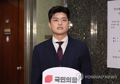 김용태 "새 원내대표가 개혁안 당원 여론조사 해주면 사퇴"(종합)