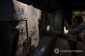 비단 위에 스며든 찰나의 감동…우리가 잘 몰랐던 일본 미술(종합)