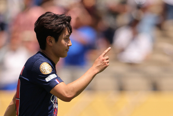 '엔리케 감독의 작별선물?' PSG 이강인 한국인 최초 클럽월드컵 PK …