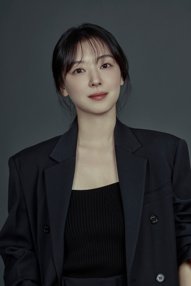 [공식] 조우리, FN엔터에 새 둥지…SBS 신작 ‘오늘도 매진했습니다’…