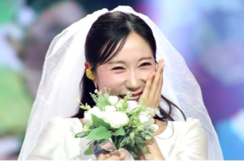 별사랑, 깜짝 결혼발표..“9월 20일 날 잡았다”