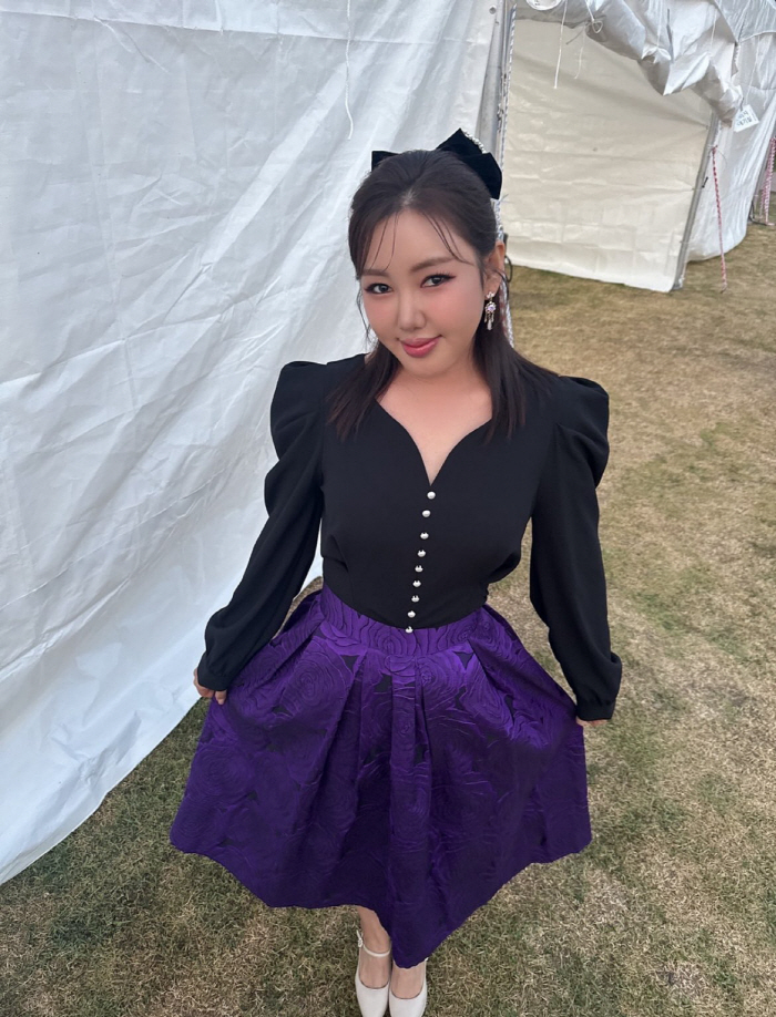 153cm 송가인, 뼈말라 수준 체중 감량..살 빼고 더 작아졌네