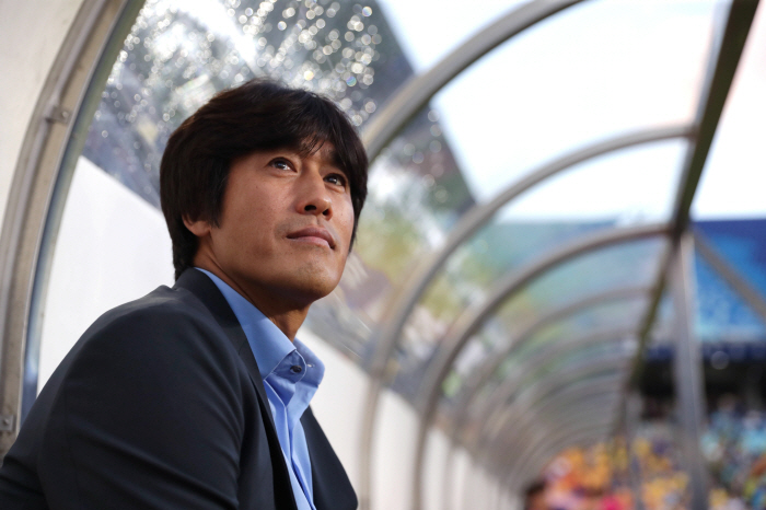 한국 감독 모시겠다더니…中, 동아시안컵 포기? "대행 체제 유력"…독이 …