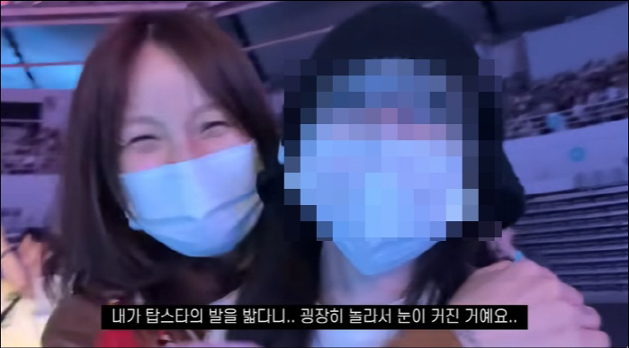 이효리, 비행기서 만난 희귀병 유튜버 병문안→'서재페' 동행 