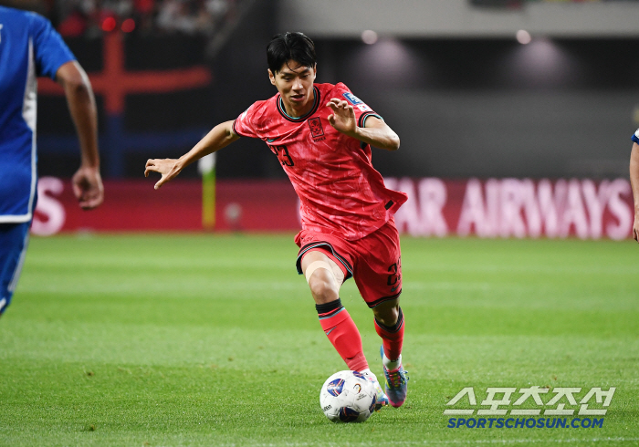 '역대급 폭발력' K리그 최고 슈퍼스타 전진우, '한국 사랑' 세르비아 …