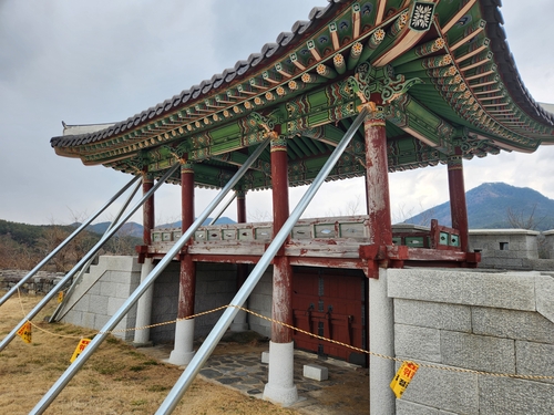경남 고성군, 도 지정 기념물 소을비포진성 긴급보수 설계 착수